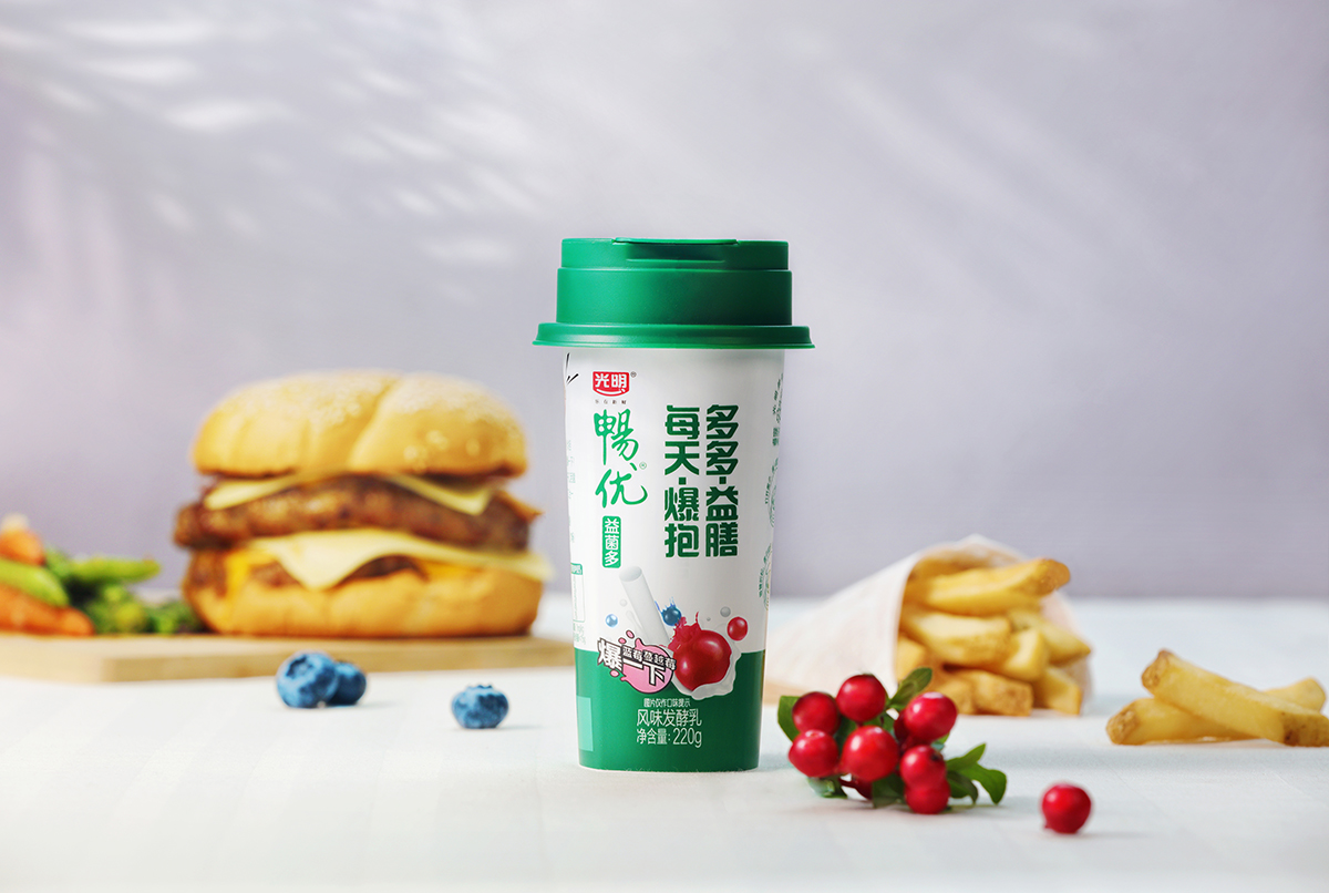 光明畅优220g益菌多泡泡果风味发酵乳_光明乳业股份有限公司_MA_Marking Awards-全球食品包装设计大赛