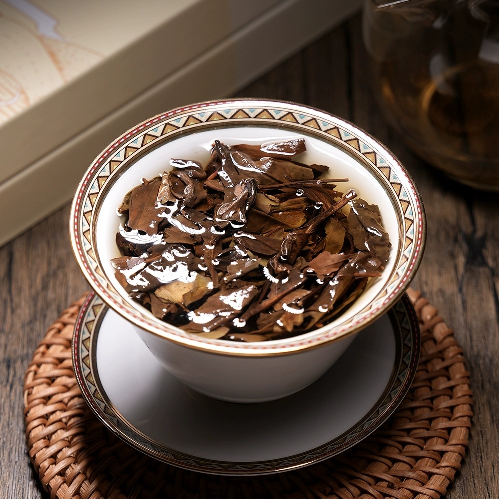 盒补补福鼎白茶寿眉茶饼2015（紧压白茶） 300g-盒马-FoodTalks食品产品库