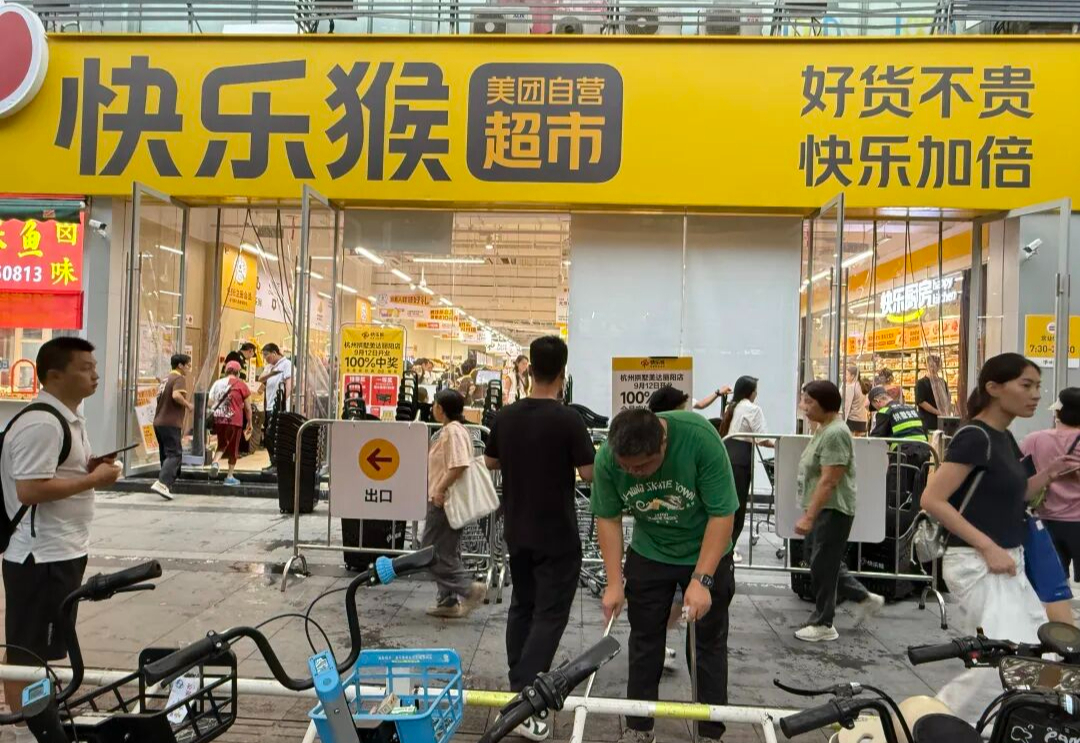 国内首家迪奥咖啡馆（CAFÉ DIOR）于上海前滩太古里正式开业-FoodTalks