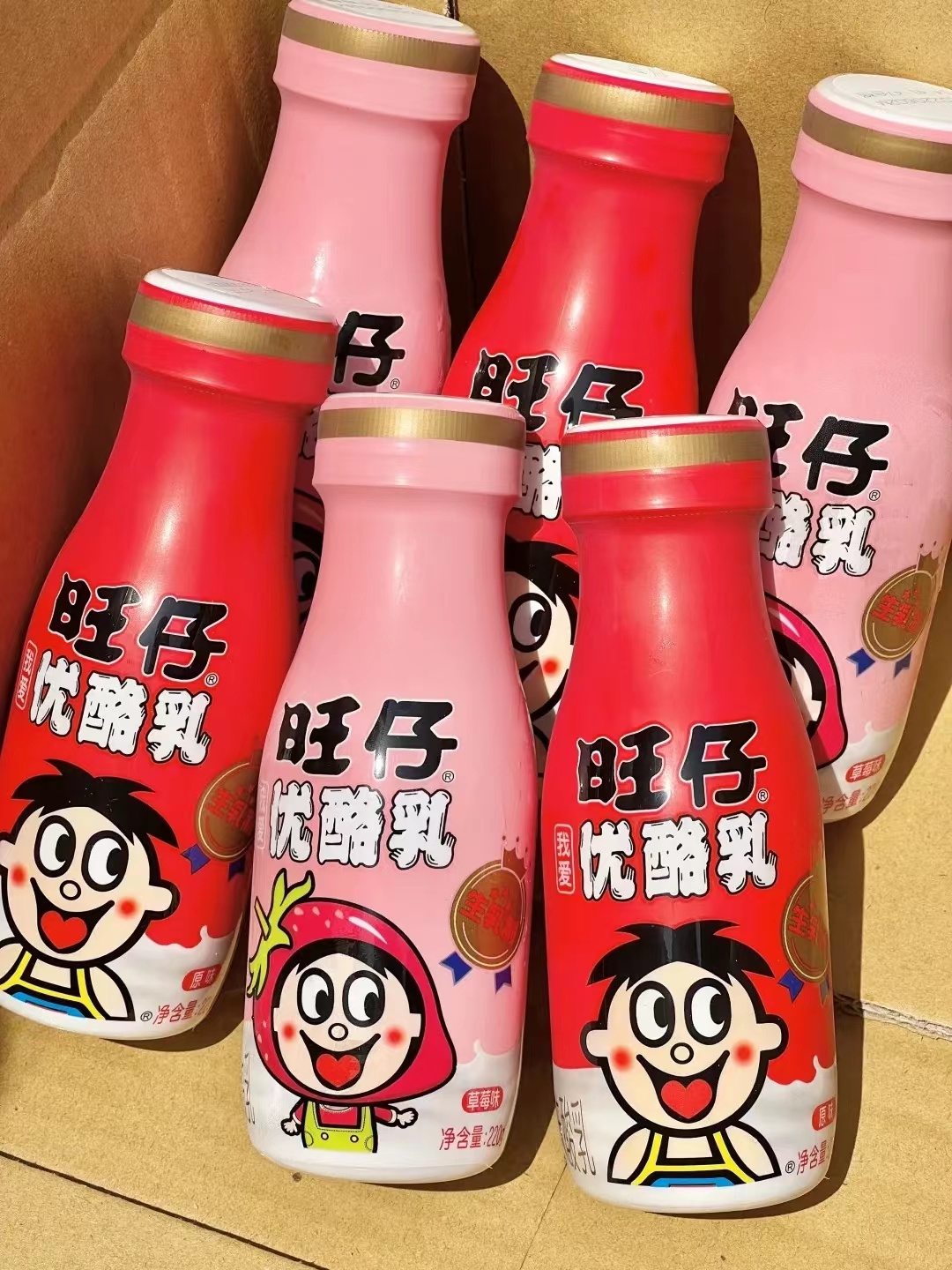 「旺仔」推出新品:旺仔优酪乳,有原味和草莓味-FoodTalks