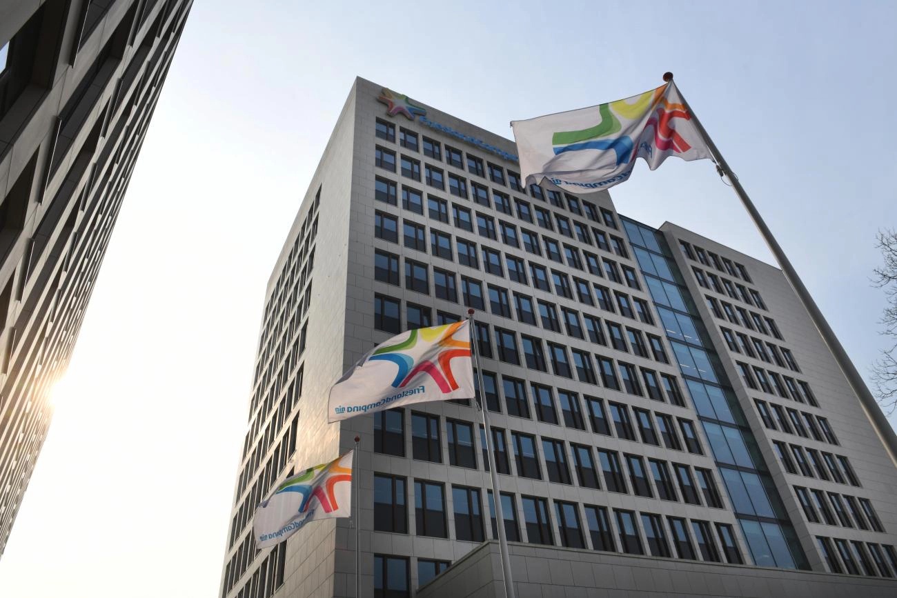 菲仕蘭,林萬鵬,美素佳兒,Roger Loo