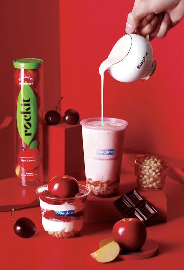 「Blueglass Yogurt」推出新品：「苹」安喜乐•整颗乐淇苹果冷粹酸奶零食等FoodTalks全球食品资讯