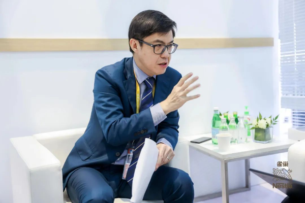 雀巢大中华区咖啡业务资深副总裁何文龙