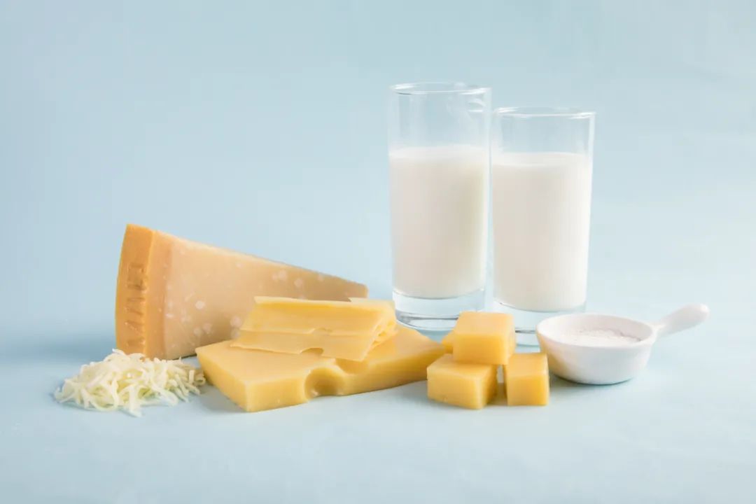 扩大适用范围！乳制品新标将主要原料“牛乳（或）羊乳”更改为“生乳”