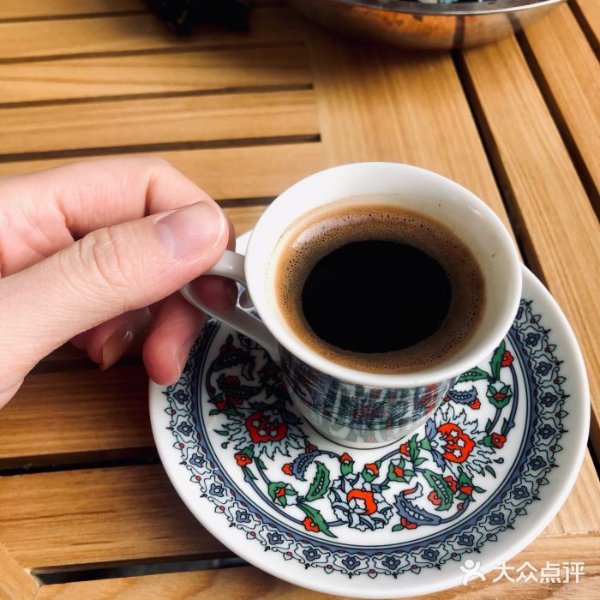最高90元/杯，喝完能占卜，国内年轻人迷上了土耳其咖啡？FoodTalks