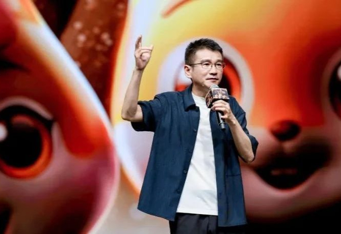 对话三只松鼠创始人章燎原：三只松鼠将有超30座工厂拔地而起，最终要做超级供应链公司
