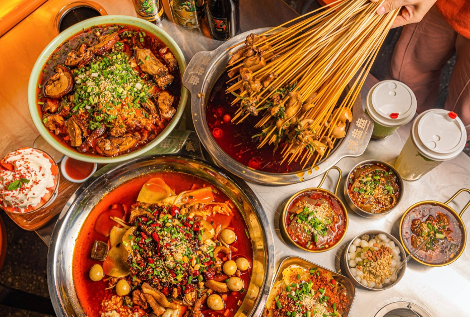 辣盘盘麻辣烫完成A轮千万级融资，川派麻辣烫打开新局面-FoodTalks全球食品资讯