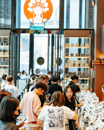 霸王茶姬马来西亚最大门店开业,当地门店总数突破200家-FoodTalks全球食品资讯