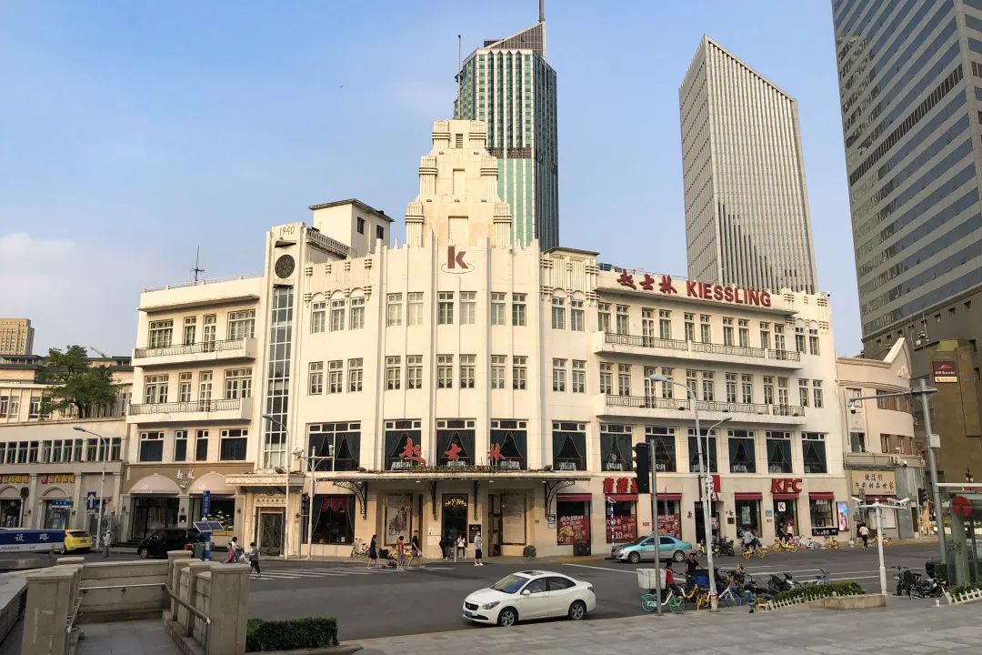 起士林西餐厅(现为天津起士林大饭店)图片来源:微博@天津起士林大饭店