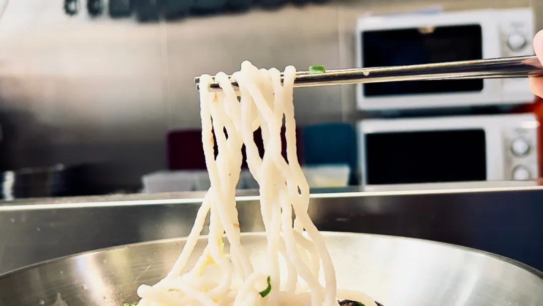 一斤鱼肉做成一碗顺德鱼面，在家就能吃！-FoodTalks