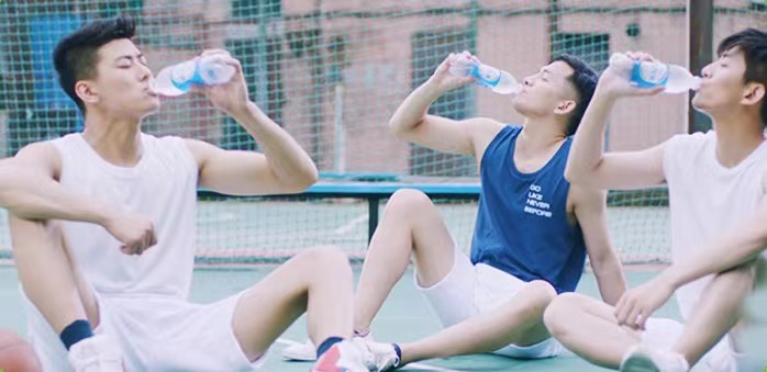 延中瞄准运动等主动流汗的场景推广盐汽水