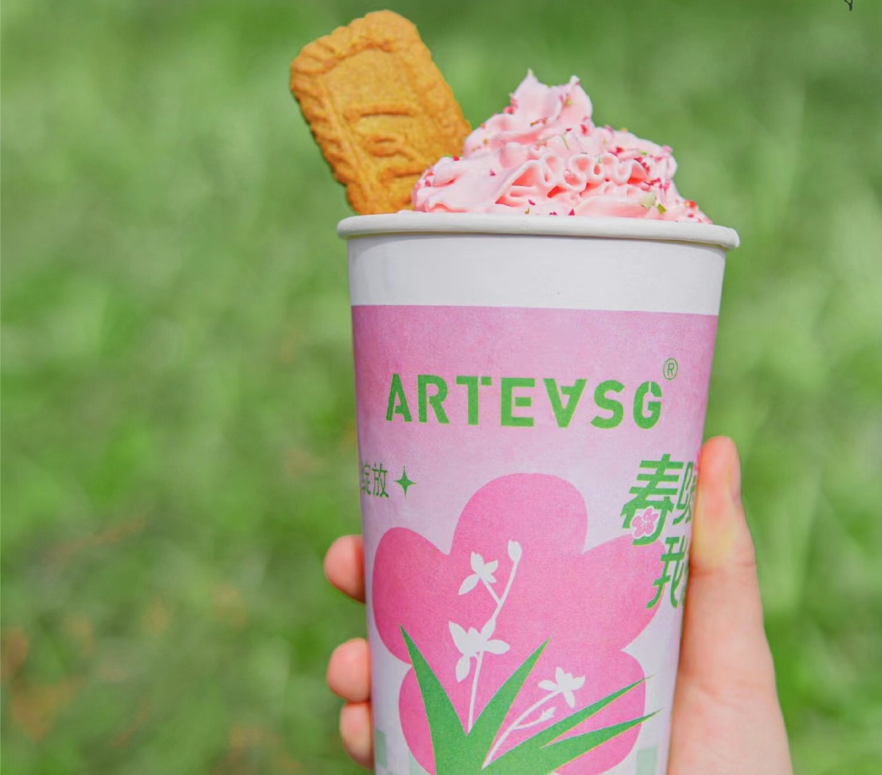 梳理茶饮春季菜单,出镜频率最高的竟是它-foodtalks全球食品资讯