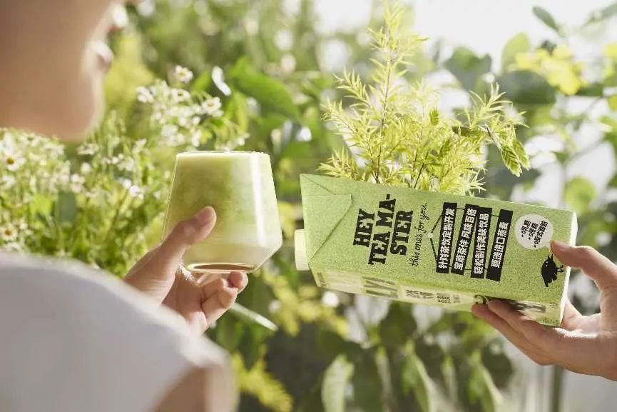OATLY燕麦奶