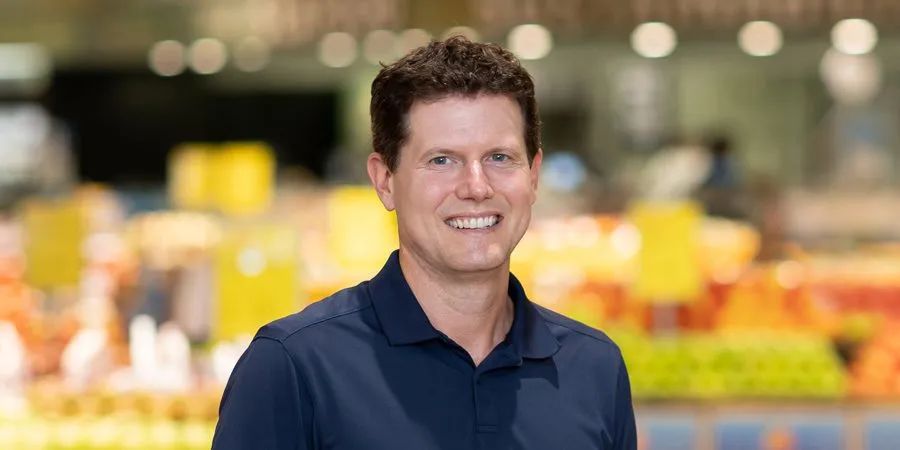 新CEO Jason Buechel