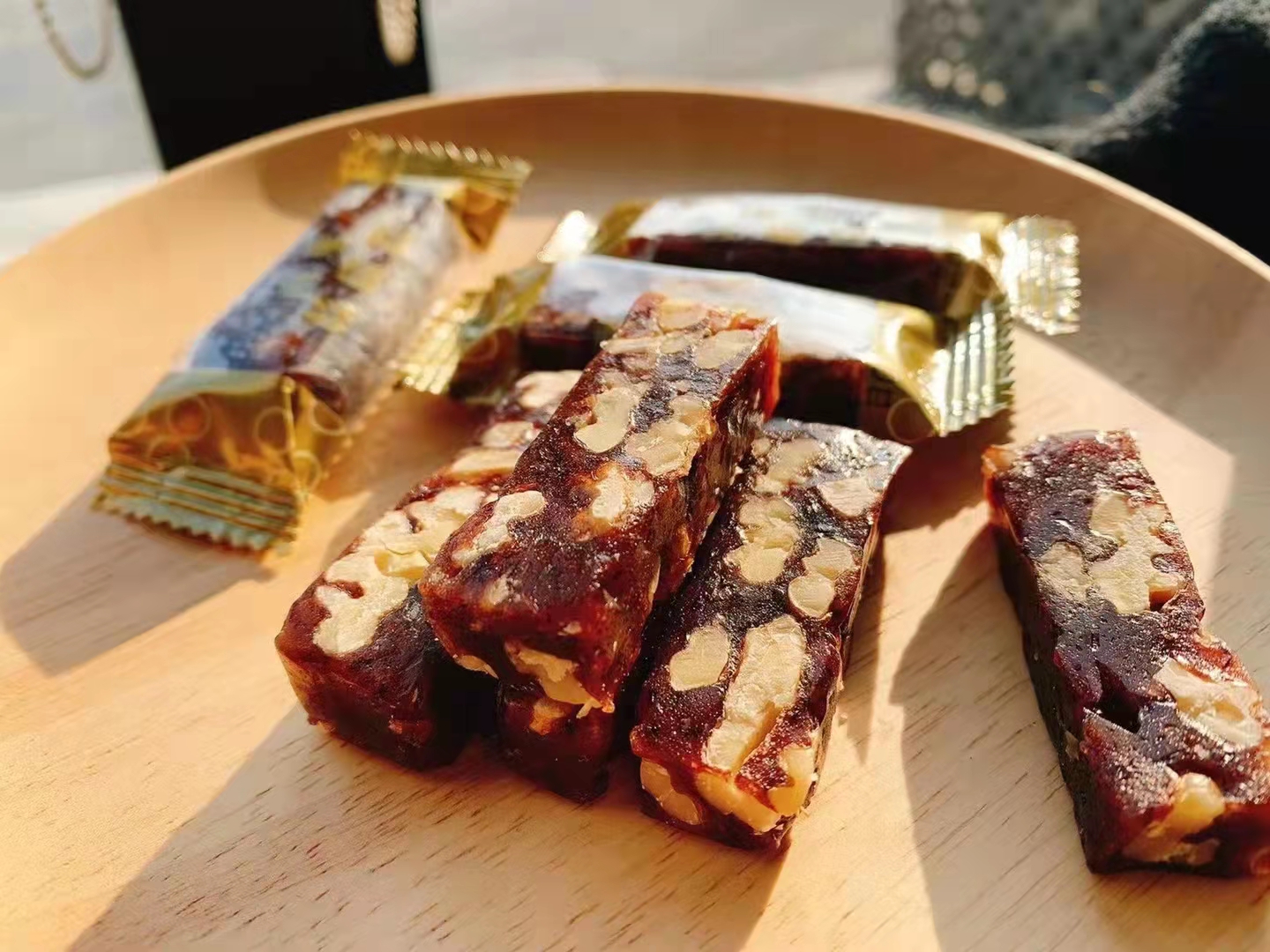 江西至臻南枣食品提供休闲零食南枣核桃糕 - FoodTalks食品供需平台