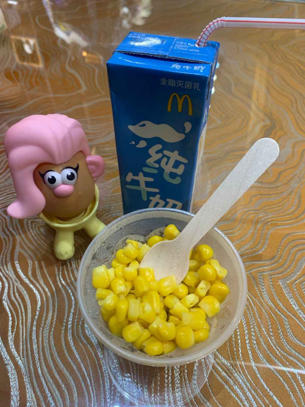 麦当劳儿童餐