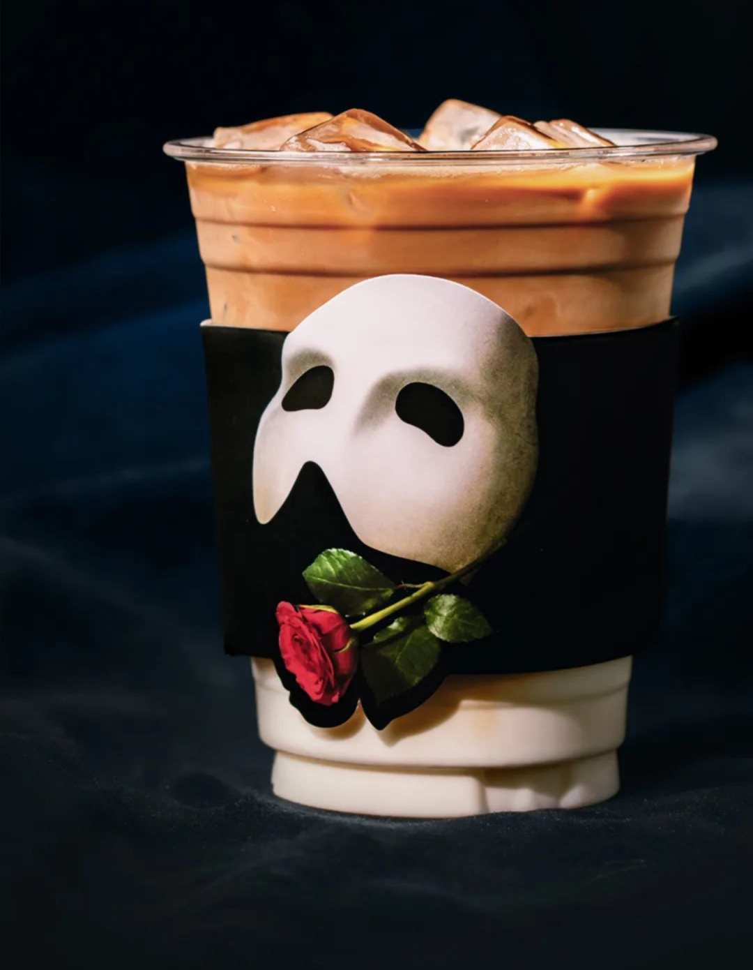 明治在中国发布首款低温调制乳;蒙牛推出运动蛋白饮 | 创新周报-FoodTalks
