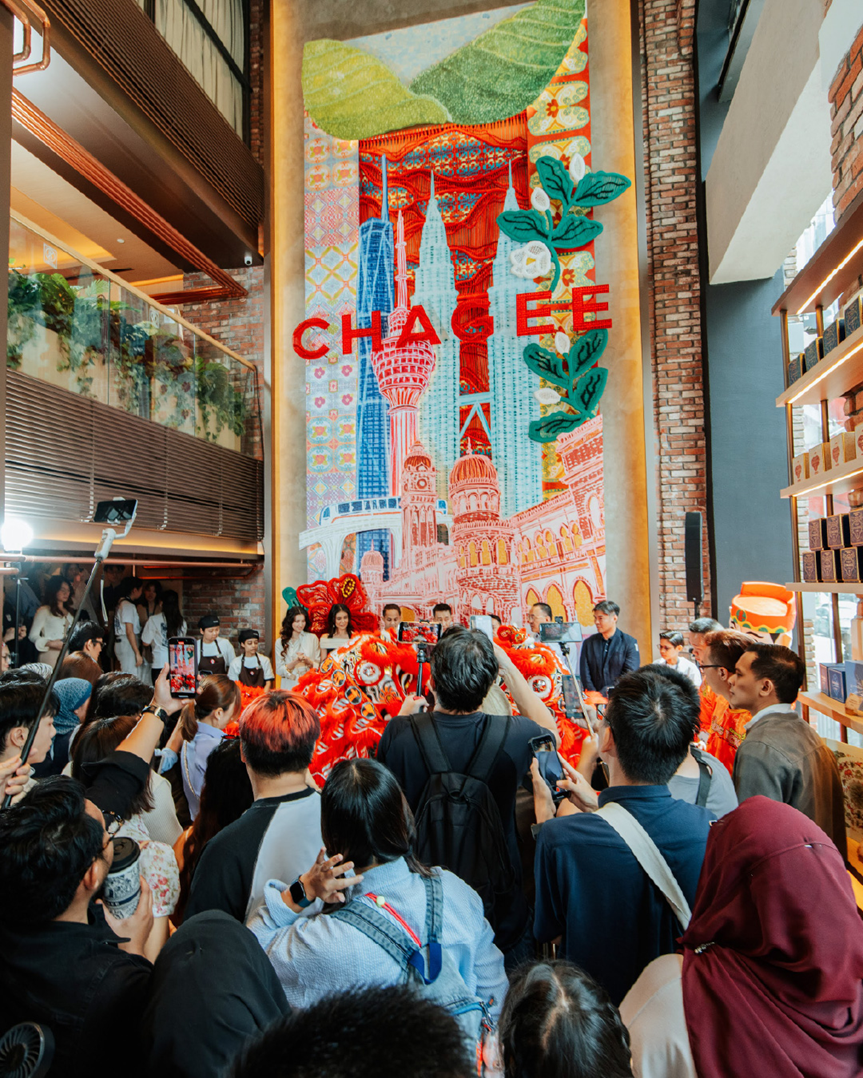 霸王茶姬马来西亚最大门店开业,当地门店总数突破200家-FoodTalks全球食品资讯