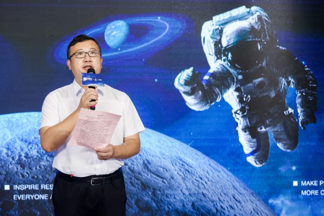 上海航天技术研究院副院长兼工会主席 李昕