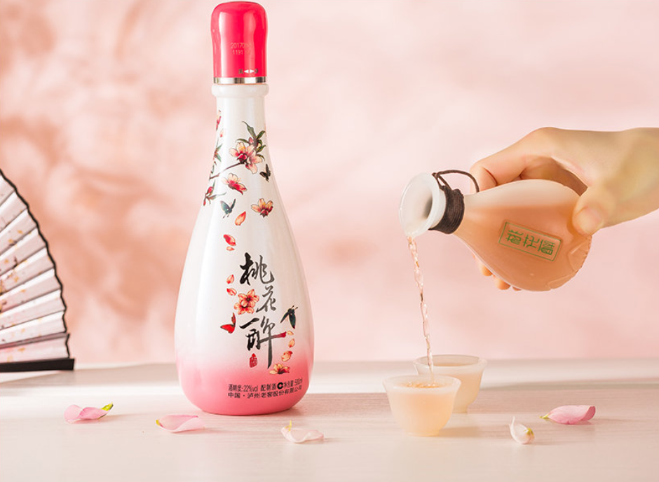 泸州老窖低度酒桃花醉