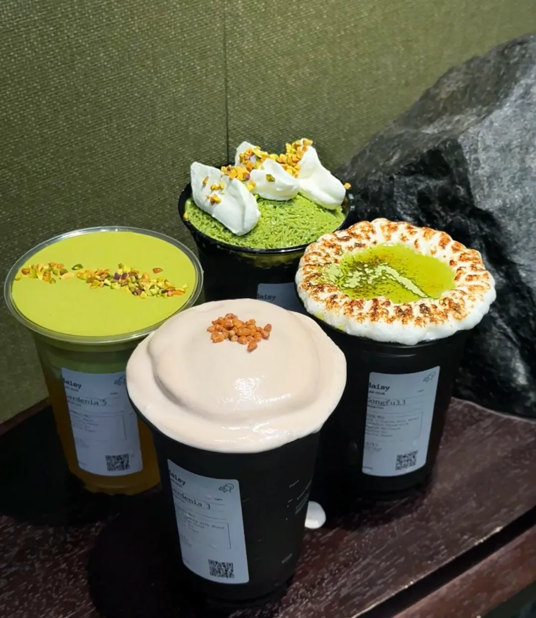 新茶饮决战美国：喜茶100万美金开LAB、霸王瞄准比佛利、瑞幸2美元搅局