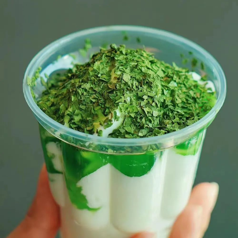 麦当劳推出香菜冰淇淋新地