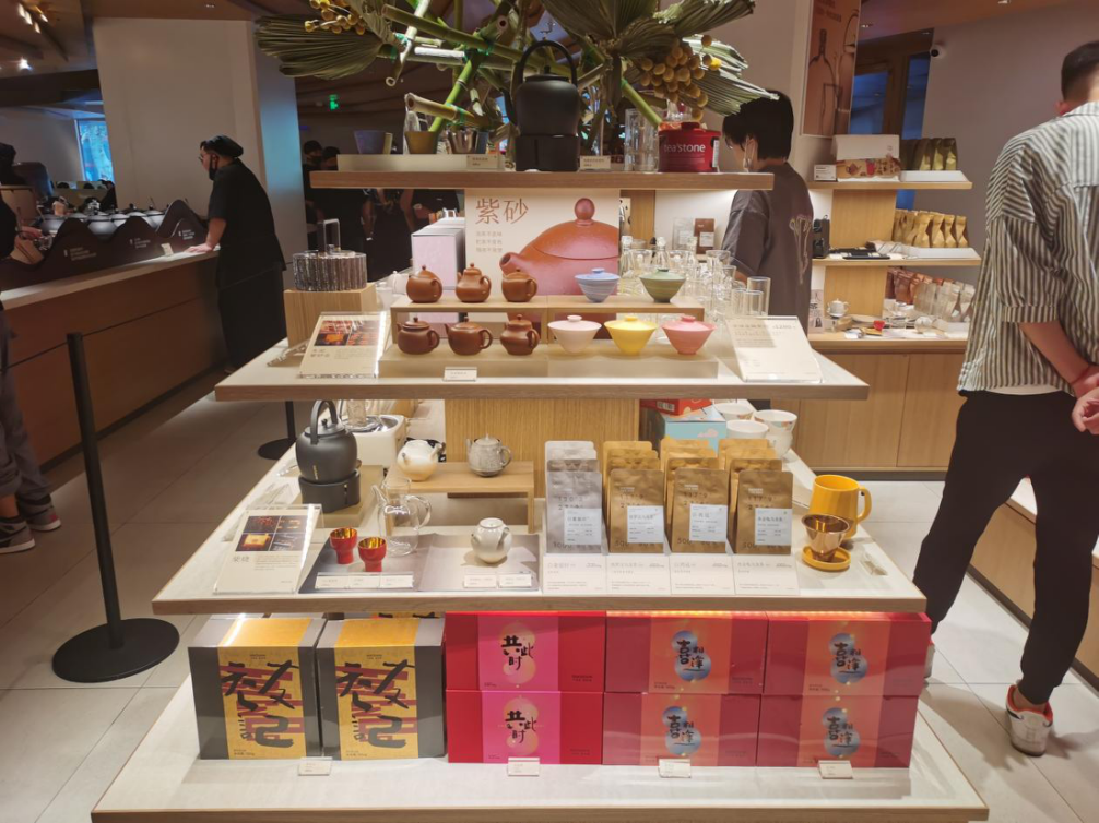 探访tea’stone华东首店：打造茶饮+零售空间，消费者70%为女性、停留基本超过1小时-foodtalks全球食品资讯