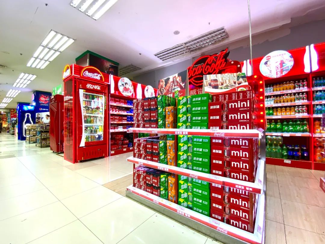 小食代了解到,通过与京东超市的"物竞天择"项目合作,中粮可口可乐在